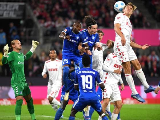 14.09.2024, Cologne, Germany, RheinEnergieStadion, 1. FC Köln vs 1. FC Magdeburg - 2. Bundesliga, Timo Huebers (1. FC Koeln) in Aktion, am Ball, Einzelaktion (Foto Ralf Treese) DFB DFL REGULATIONS PROHIBIT ANY USE OF PHOTOGRAPHS AS IMAGE SEQUENCES AND OR QUASI-VIDEO. Cologne RheinEnergieStadion North Rhine-Westphalia Germany