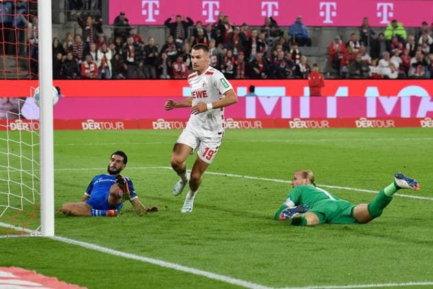 Strafraumszene Torchance von Tim Lemperle (Koeln 19) (mi.) Mo El Hankouri (Magdeburg 11) (li.) Dominik Reimann (Magdeburg 1) (re.) 14.09.2024 Fussball 1. FC Koeln vs 1. FC Magdeburg, Rheinenergiestadion, Koeln, DFB DFL REGULATIONS PROHIBIT ANY USE OF PHOTOGRAPHS AS IMAGE SEQUENCES AND OR QUASI-VIDEO NRW Germany
