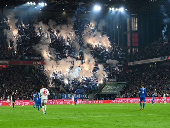 Sport Themen der Woche KW37 Sport Bilder des Tages 14.09.2024, Cologne, Germany, RheinEnergieStadion, 1. FC Köln vs 1. FC Magdeburg - 2. Bundesliga, Fans Magdeburg Fans mit Pyrotechnik (Foto Ralf Treese) DFB DFL REGULATIONS PROHIBIT ANY USE OF PHOTOGRAPHS AS IMAGE SEQUENCES AND OR QUASI-VIDEO. Cologne RheinEnergieStadion North Rhine-Westphalia Germany *** 14 09 2024, Cologne, Germany, RheinEnergieStadion, 1 FC Köln vs 1 FC Magdeburg 2 Bundesliga, Fans Magdeburg Fans with pyrotechnics Photo Ralf Treese DFB DFL REGULATIONS PROHIBIT ANY USE OF PHOTOGRAPHS AS IMAGE SEQUENCES AND OR QUASI VIDEO Cologne RheinEnergieStadion North Rhine Westphalia Germany 521_KOEFCM20240914_011 Treese-521