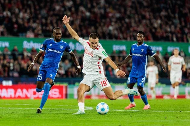 2. Fußball Bundesliga: 1. FC Köln - 1. FC Magdeburg; 14.09.2024 Tim Lemperle (1. FC Köln, 19) schießt 2. Fußball Bundesliga, 1. FC Köln - 1. FC Magdeburg, Köln, Rheinenergiestadion am 14.09.2024 DFL REGULATIONS PROHIBIT ANY USE OF PHOTOGRAPHS AS IMAGE SEQUENCES AND OR QUASI-VIDEO.