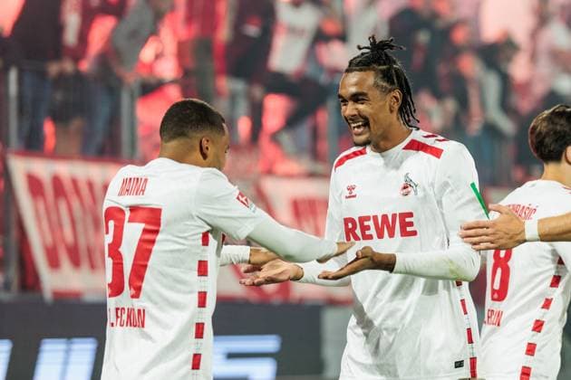 2. Fußball Bundesliga: 1. FC Köln - 1. FC Magdeburg; 14.09.2024 Jubel zum 1:0 durch Damion Downs (1. FC Köln, 42) Linton Maina (1. FC Köln, 37) 2. Fußball Bundesliga, 1. FC Köln - 1. FC Magdeburg, Köln, Rheinenergiestadion am 14.09.2024 DFL REGULATIONS PROHIBIT ANY USE OF PHOTOGRAPHS AS IMAGE SEQUENCES AND OR QUASI-VIDEO.