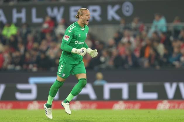 Torwart Dominik Reimann (1.FC Magdeburg) Torjubel, jubelt nach dem Treffer zum 1:1 waehrend des Spiels der 2. Bundesliga zwischen 1. FC Köln und 1. FC Magdeburg im RheinEnergieStadion am 14. September 2024 in Köln, Deutschland. (Foto von Oliver Kaelke DeFodi Images) +++ Torwart Dominik Reimann (1.FC Magdeburg) celebrates after his team s first goal during the 2. Bundesliga match between 1. FC Köln and 1. FC Magdeburg at RheinEnergieStadion on September 14, 2024 in Cologne, Germany. (Photo by Oliver Kaelke DeFodi Images) DFB DFL REGULATIONS PROHIBIT ANY USE OF PHOTOGRAPHS AS IMAGE SEQUENCES AND OR QUASI-VIDEO. Defodi-678_2024_09_14_OK_KOEFCM_1245