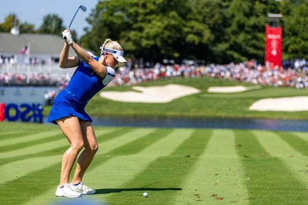 September 14, 2024, Gainesville, Va, USA: Team Europe s CHARLEY HULL tees off on the fourth hole during the afternoon four-ball matches on day two of the 2024 Solheim Cup. Gainesville USA - ZUMAb237 20240914_znp_b237_042 Copyright: xRobertxBlakleyx