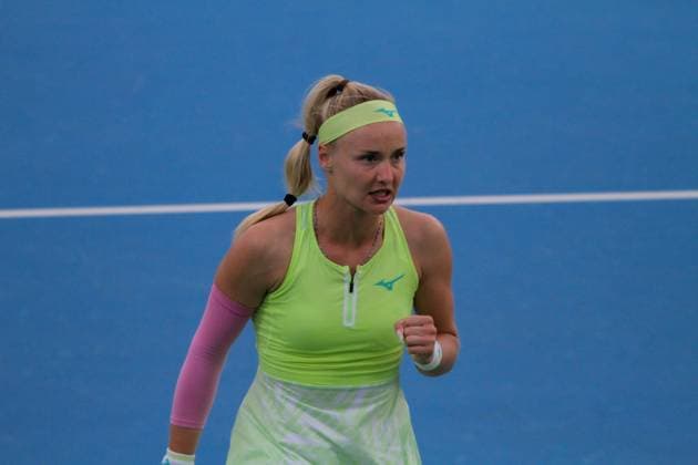 Sport Bilder des Tages September 14, 2024, Monastir, Monastir Governorate, Tunisia: Monastir, Tunisia. 14 September 2024. Lucia Bronzetti of Italy plays against Rebecca Sramkova of Slovakia at the Jasmin Open Semi Final in Monastir, Tunisia. The women s professional tennis tournament is taking place at the Magic Hotel Skanes in Monastir between 9 and 15 September 2024 Monastir Tunisia - ZUMAd99_ 0762514104st Copyright: xHasanxMradx