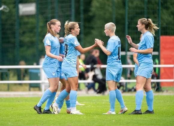 Fussball, Frauen, Regionalliga Nordost, Saison 2024 2025 (3. Spieltag), 1. FC Union Berlin II - FC Viktoria 89, v. l. Louise Trapp (FC Viktoria 1889 Berlin), Nina Ehegötz (FC Viktoria 1889 Berlin), Marta Schrey (FC Viktoria 1889 Berlin), Kim Urbanek (FC Viktoria 1889 Berlin), Jubel nach Tor zum 0:1, 15.09. 2024, Copyright: xMatthiasxKochx
