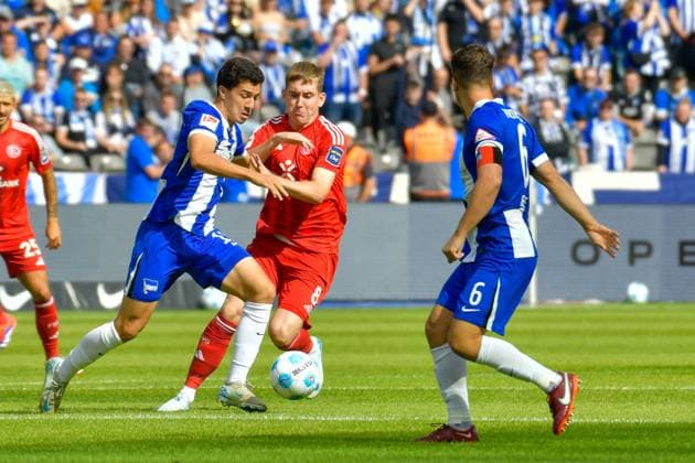 15.09.2024, xlakx, Fussball 2.Bundesliga, Hertha BSC Berlin - Fortuna Düsseldorf emspor, v.l. Ibrahim Maza (Hertha BSC 10),Isak Bergmann Johannesson (Fortuna Düsseldorf 8),Zweikampf, Duell, Kampf, tackle (DFL DFB REGULATIONS PROHIBIT ANY USE OF PHOTOGRAPHS as IMAGE SEQUENCES and or QUASI-VIDEO) Daniel Lakomski Jan Huebner Berlin