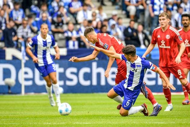 15.09.2024, xlakx, Fussball 2.Bundesliga, Hertha BSC Berlin - Fortuna Düsseldorf emspor, v.l. Danny Schmidt (Fortuna Düsseldorf 22),Diego Demme (Hertha BSC 6),Zweikampf, Duell, Kampf, tackle (DFL DFB REGULATIONS PROHIBIT ANY USE OF PHOTOGRAPHS as IMAGE SEQUENCES and or QUASI-VIDEO) Daniel Lakomski Jan Huebner Berlin