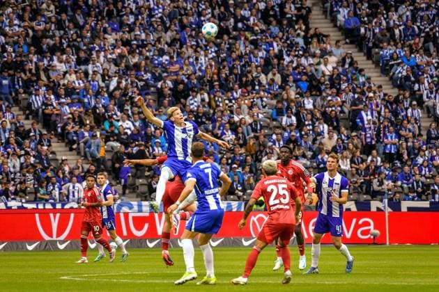 15.09.2024, xlakx, Fussball 2.Bundesliga, Hertha BSC Berlin - Fortuna Duesseldorf emspor, v.l. Luca Schuler(Hertha BSC 18),Matthias Zimmermann (Fortuna Düsseldorf 25),Emmanuel Iyoha (Fortuna Düsseldorf 19),Pascal Klemens (Hertha BSC 41),Zweikampf, Duell, Kampf, tackle (DFL DFB REGULATIONS PROHIBIT ANY USE OF PHOTOGRAPHS as IMAGE SEQUENCES and or QUASI-VIDEO)Daniel Lakomski Jan Huebnert Berlin