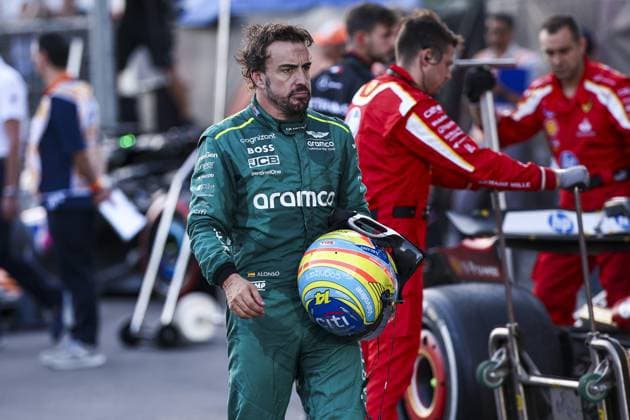 ALONSO Fernando (spa), Aston Martin F1 Team AMR24, portrait Parc ferme during the Formula 1 Azerbaijan Grand Prix 2024, 17th round of the 2024 Formula One World Championship, WM, Weltmeisterschaft from September 13 to 15, 2024 on the Baku City Circuit, in Baku, Azerbaijan - F1 - AZERBAIJAN GRAND PRIX 2024 DPPI Panoramic  240915_R17_AZERBAIJAN_DP_EA028616