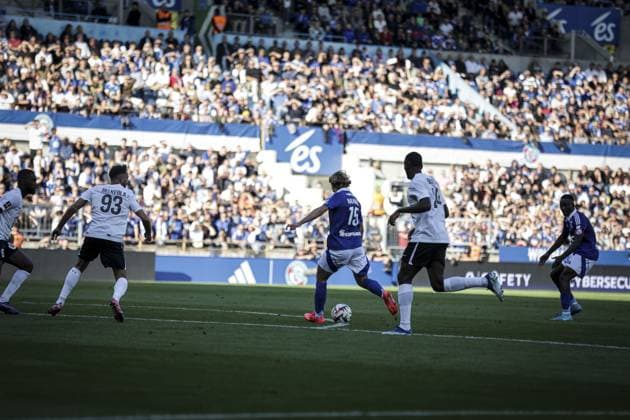 Fußball, Racing Straßburg - SCO Angers NANASI SEBASTIAN 15 FOOTBALL : Ligue 1 Racing Strasbourg vs Angers Stade de la Meinau - 15 09 2024 ElyxandroCegarra Panoramic 