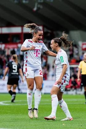 GOOGLE PIXEL Frauen Bundesliga: 1. FC Köln - SGS Essen; 15.09.2024 Jubel zum 1:0 durch Dora Zeller (1. FC Köln, 19) GOOGLE PIXEL Frauen Bundesliga, 1. FC Köln - SGS Essen, Köln, Franz-Kremer-Stadion am 15.09.2024 DFB REGULATIONS PROHIBIT ANY USE OF PHOTOGRAPHS AS IMAGE SEQUENCES AND OR QUASI-VIDEO. Copyright: xBEAUTIFULxSPORTS Wunderlx