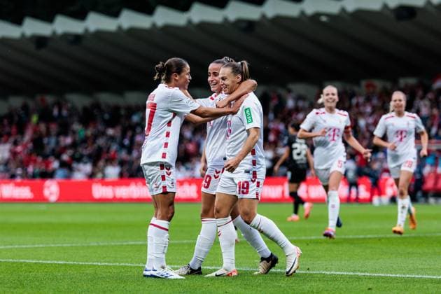 GOOGLE PIXEL Frauen Bundesliga: 1. FC Köln - SGS Essen; 15.09.2024 Jubel zum 1:0 durch Dora Zeller (1. FC Köln, 19) GOOGLE PIXEL Frauen Bundesliga, 1. FC Köln - SGS Essen, Köln, Franz-Kremer-Stadion am 15.09.2024 DFB REGULATIONS PROHIBIT ANY USE OF PHOTOGRAPHS AS IMAGE SEQUENCES AND OR QUASI-VIDEO. Copyright: xBEAUTIFULxSPORTS Wunderlx