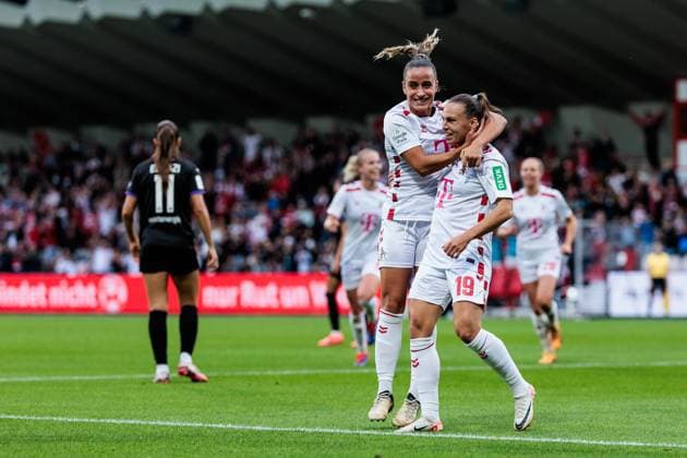 GOOGLE PIXEL Frauen Bundesliga: 1. FC Köln - SGS Essen; 15.09.2024 Jubel zum 1:0 durch Dora Zeller (1. FC Köln, 19) GOOGLE PIXEL Frauen Bundesliga, 1. FC Köln - SGS Essen, Köln, Franz-Kremer-Stadion am 15.09.2024 DFB REGULATIONS PROHIBIT ANY USE OF PHOTOGRAPHS AS IMAGE SEQUENCES AND OR QUASI-VIDEO. Copyright: xBEAUTIFULxSPORTS Wunderlx