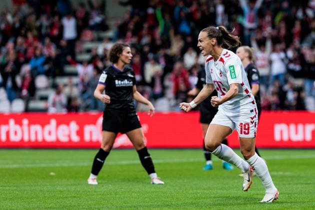 GOOGLE PIXEL Frauen Bundesliga: 1. FC Köln - SGS Essen; 15.09.2024 Jubel zum 1:0 durch Dora Zeller (1. FC Köln, 19) GOOGLE PIXEL Frauen Bundesliga, 1. FC Köln - SGS Essen, Köln, Franz-Kremer-Stadion am 15.09.2024 DFB REGULATIONS PROHIBIT ANY USE OF PHOTOGRAPHS AS IMAGE SEQUENCES AND OR QUASI-VIDEO. Copyright: xBEAUTIFULxSPORTS Wunderlx