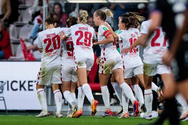 GOOGLE PIXEL Frauen Bundesliga: 1. FC Köln - SGS Essen; 15.09.2024 Jubel zum 2:1 durch Adriana Achcinska (1. FC Köln, 9) GOOGLE PIXEL Frauen Bundesliga, 1. FC Köln - SGS Essen, Köln, Franz-Kremer-Stadion am 15.09.2024 DFB REGULATIONS PROHIBIT ANY USE OF PHOTOGRAPHS AS IMAGE SEQUENCES AND OR QUASI-VIDEO. Copyright: xBEAUTIFULxSPORTS Wunderlx