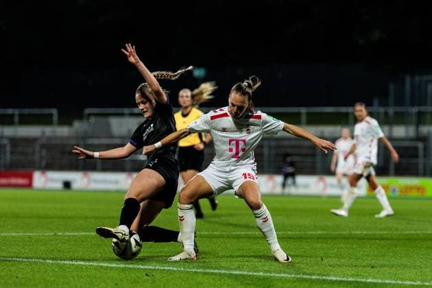 GOOGLE PIXEL Frauen Bundesliga: 1. FC Köln - SGS Essen; 15.09.2024 Zweikampf Paula Flach (SGS Essen, 5), Dora Zeller (1. FC Köln, 19) GOOGLE PIXEL Frauen Bundesliga, 1. FC Köln - SGS Essen, Köln, Franz-Kremer-Stadion am 15.09.2024 DFB REGULATIONS PROHIBIT ANY USE OF PHOTOGRAPHS AS IMAGE SEQUENCES AND OR QUASI-VIDEO. Copyright: xBEAUTIFULxSPORTS Wunderlx