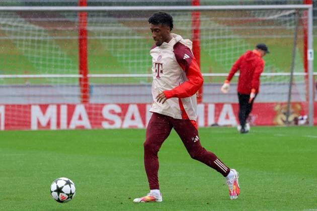 Kingsley Coman (FC Bayern Muenchen, 11) beim Training im Regen, Abschlusstraining, FC Bayern Muenchen, Fussball, UEFA Champions League, 1. Spieltag, Saison 24 25, 16.09.2024, Abschlusstraining, FC Bayern Muenchen, Fussball, UEFA Champions League, 1. Spieltag, Saison 24 25, 16.09.2024 Muenchen Copyright: xEibner-Pressefoto JennixMaulx EP_JML