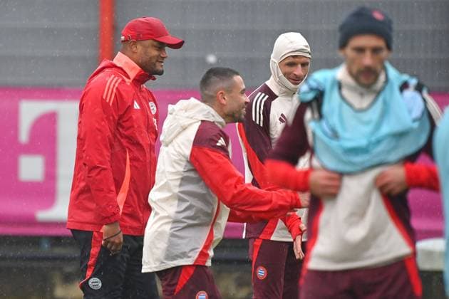 v.li:Trainer Vincent KOMPANY (Bayern Muenchen), Raphael GUERREIRO (Bayern Muenchen), Thomas MUELLER (MÜLLER,Bayern Muenchen), Leon GORETZKA (Bayern Muenchen). Abschlusstraining, Training am 16.09.2024 Fussball Champions League , FC Bayern Muenchen - GNK Dinamo Zagreb