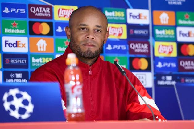 Fußball Champions League Internationale Pressekonferenz FC Bayern München am 16.09.2024 in der Säbener Straße in München Vincent Kompany ( Trainer Cheftrainer München )