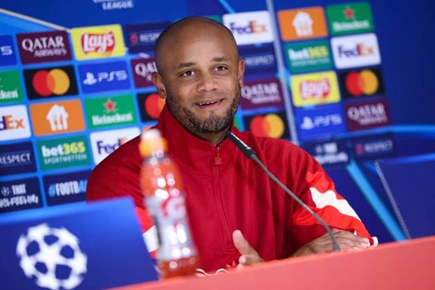 Fußball Champions League Internationale Pressekonferenz FC Bayern München am 16.09.2024 in der Säbener Straße in München Vincent Kompany ( Trainer Cheftrainer München )