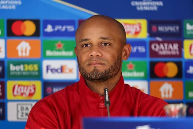 Vincent Kompany (FC Bayern Muenchen, Cheftrainer) bei der Pressekonferenz, Internationale Pressekonferenz, FC Bayern Muenchen, Fussball, UEFA Champions League, 1. Spieltag, Saison 24 25, 16.09.2024, Internationale Pressekonferenz, FC Bayern Muenchen, Fussball, UEFA Champions League, 1. Spieltag, Saison 24 25, 16.09.2024 Muenchen Copyright: xEibner-Pressefoto JennixMaulx EP_JML
