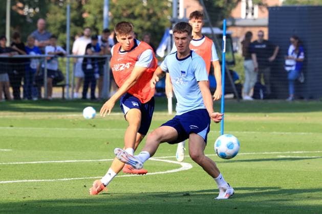 DEU, DFL, 2. FBL Hertha BSC, Training, 17.09.2024, Sportforum, Berlin, DEU, DFL, 2. FBL Hertha BSC, Training, im Bild Gustav Christensen (Hertha BSC Berlin 26) DFL - regulations prohibit any use of Photographs as image sequences and or quasi-video Foto: Juergen Engler nordphoto GmbH