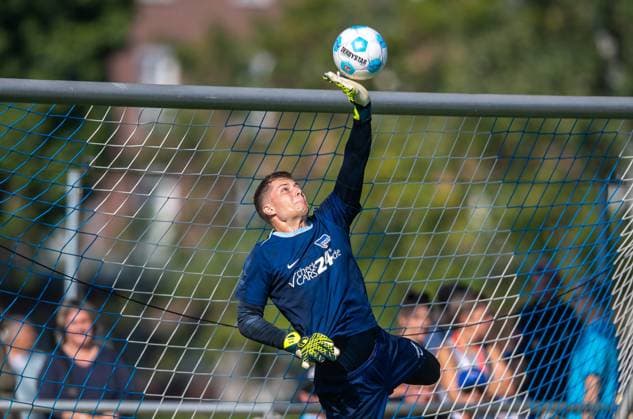 Fussball, Herren, Saison 2024 2025, 2. Bundesliga, Hertha BSC, Training, Torhüter Tjark Ernst (Hertha BSC), 17.09. 2024,