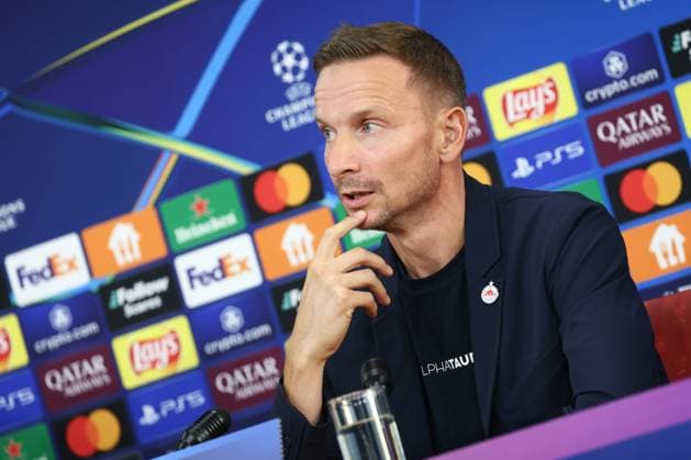 SOCCER - UEFA CL, Prag vs RBS PRAGUE,CZECH REPUBLIC,17.SEP.24 - SOCCER - UEFA Champions League, AC Sparta Prag vs Red Bull Salzburg, preview, press conference, PK, Pressekonferenz Image shows head coach Pepijn Lijnders (RBS).  GEPAxpictures xDavidxGeieregger