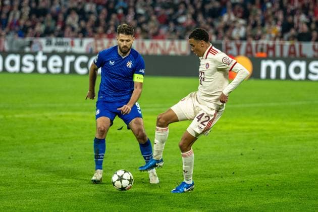 Jamal Musiala (FC Bayern Muenchen, 42), GER, FC Bayern Muenchen vs. GNK Dinamo Zagreb, Fussball, Champions League, 1. Spieltag, Spielzeit 2024 2025, 17.09.2024, Eibner-Pressefoto Sascha Walther GER, FC Bayern Muenchen vs. GNK Dinamo Zagreb, Fussball, Champions League, 1. Spieltag, Spielzeit 2024 2025, 17.09.2024 Muenchen Copyright: xEibner-Pressefotox EP_EER
