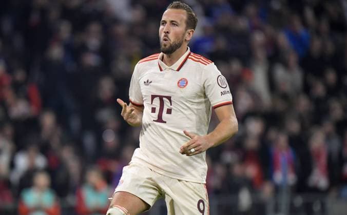 17.09.2024, xemx, Fussball UEFA Champions League, FC Bayern Muenchen - Dinamo Zagreb emspor, v.l. Harry Kane (FC Bayern Muenchen) Jubel, Torjubel, celebrate the goal, jubelt ueber das Tor zum 6:2 (DFL DFB REGULATIONS PROHIBIT ANY USE OF PHOTOGRAPHS as IMAGE SEQUENCES and or QUASI-VIDEO) Muenchen