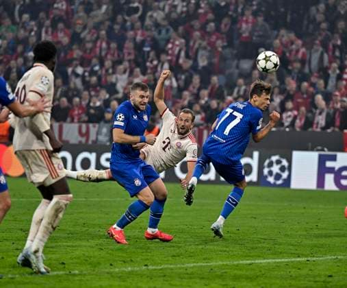 17.09.2024, Fussball UEFA Championsleague 2024 2025: 1.Spieltag, FC Bayern München - Dinamo Zagreb, in der Allianz-Arena München. Harry Kane (FC Bayern München) gibt bis zum Schluss alles