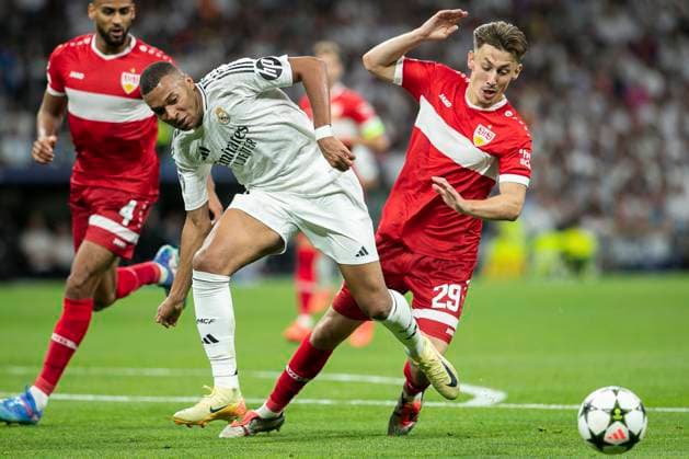 September 17, 2024, Madrid, Madrid, SPAIN: Anthony Rouault of Stuttgart and Kylian Mbappe of Real Madrid in action during the UEFA Champions League 2024 25 League Phase MD1 match between Real Madrid CF and VfB Stuttgart at Estadio Santiago Bernabeu on September 17, 2024 in Madrid, Spain. Madrid SPAIN - ZUMAa181 20240917_zaa_a181_129 Copyright: xIrinaxR.xHipolitox