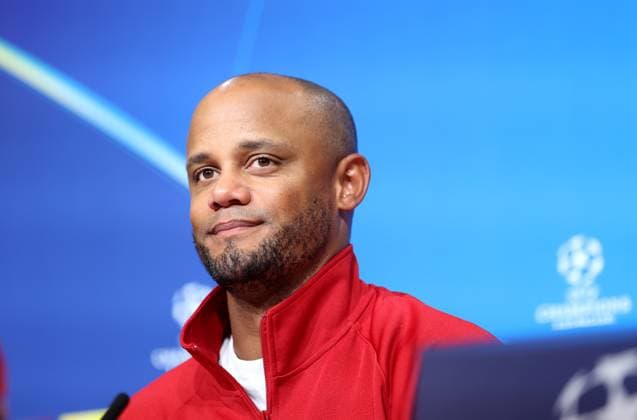 München, Deutschland 17. September 2024: Fussball, Herren, Champions League, Saison 2024 2025, FC Bayern München - GNK Dinamo Zagreb, Allianz Arena, 1.Spieltag Vincent Kompany, Trainer (FC Bayern München) Kopf, Portrait bei der Pressekonferenz nach dem Spiel