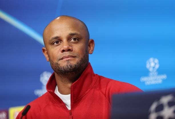 München, Deutschland 17. September 2024: Fussball, Herren, Champions League, Saison 2024 2025, FC Bayern München - GNK Dinamo Zagreb, Allianz Arena, 1.Spieltag Vincent Kompany, Trainer (FC Bayern München) Kopf, Portrait bei der Pressekonferenz nach dem Spiel