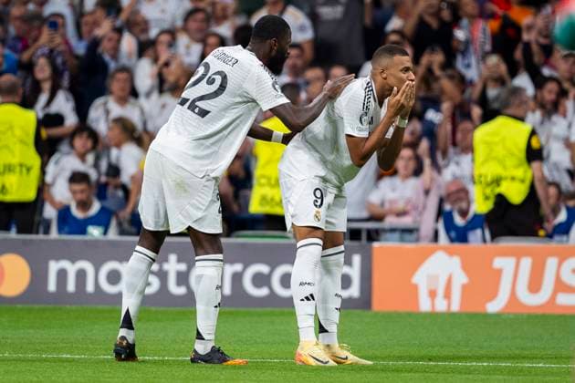 Real Madrid CF v VfB Stuttgart - UEFA Champions League 2024 25 League Phase MD1 Kylian Mbappe of Real Madrid CF (R) celebrates his goal with Antonio Rudiger of Real Madrid CF (L) during the UEFA Champions League 2024 25 League Phase MD1 match between Real Madrid C.F. and VfB Stuttgart at Estadio Santiago Bernabeu on September 17, 2024 in Madrid, Spain. Madrid Estadio Santiago Bernabeu Madrid Spain Copyright: xAlbertoxGardinx AGardin_20240917_Football_Champions_Real_Madrid_vs_Stuttgart_216