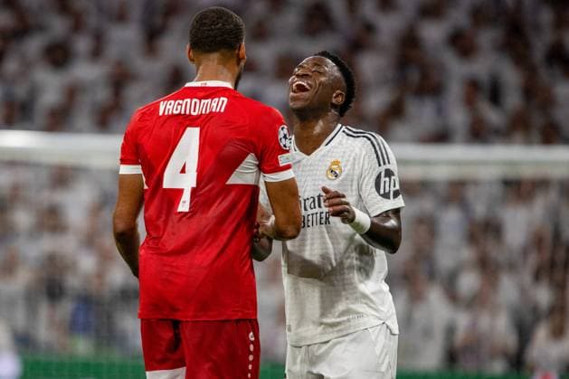 Sport Bilder des Tages Real Madrid CF and Stuttgart VFB at the Santiago BernabÈu Stadium in Madrid - 17 Sep 2024 Vinicius Jr (R) laughs with Vagnoman (4) during the 2024 25 UEFA Champions League group stage match between Real Madrid CF and VfB Stuttgart at Santiago BernabÈu Stadium Real Madrid defeated Stuttgart tonight at the Santiago Bernabeu stadium by 3 goals to 1 in the first match of the 2024-2025 UEFA Champions League. Madrid Spain Copyright: xDavidxCanalesx xSOPAxImagesx DCRealMadridSttutgart240917-022