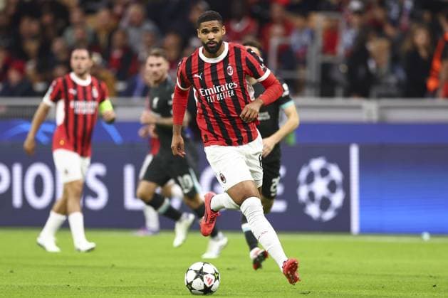 Ruben Loftus-Cheek of Milan AC Milan v Liverpool, UEFA Champions League, Group Stage, Football, San Siro, Milan, Italy, 17 Sep 2024 EDITORIAL USE ONLY No use with unauthorised audio, video, data, fixture lists, club league logos or live services. Online in-match use limited to 120 images, no video emulation. No use in betting, games or single club league player publications.  Copyright: xSimonxDael Shutterstockx 14722111bn