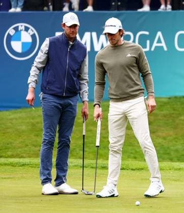 Former Footballer Gareth Bale and Former Cricketer Stuart Broad. BMW PGA, Golf Herren Championship, Celebrity Pro-Am, Golf, Wentworth, Surrey, UK - 18 Sep 2024 EDITORIAL USE ONLY No use with unauthorised audio, video, data, fixture lists (outside the EU), club league logos or live services. Online in-match use limited to 45 images (+15 in extra time). No use to emulate moving images. No use in betting, games or Copyright: xJamesxMarsh Shutterstockx 14726391bb