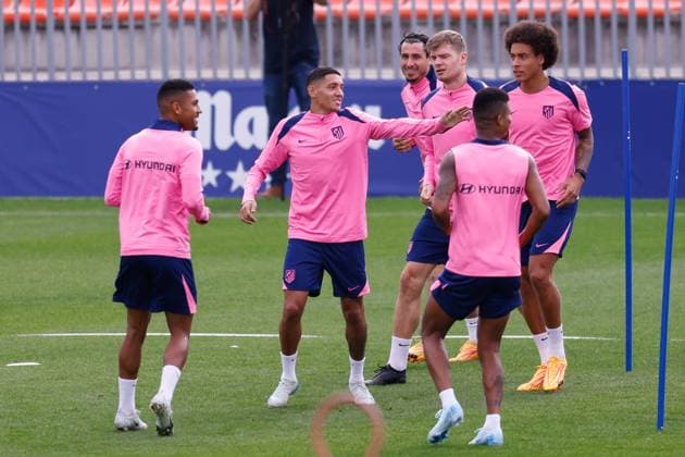 September 18, 2024, Majadahonda, Madrid, SPAIN: Nahuel Molina of Atletico de Madrid gestures during the training day of Atletico de Madrid ahead of the UEFA Champions League, football match against RB Leipzig, at Ciudad Deportiva Wanda Atletico de Madrid on September 18, 2024, in Majadahonda, Madrid, Spain. Majadahonda SPAIN - ZUMAa181 20240918_zaa_a181_025 Copyright: xDennisxAgyemanx