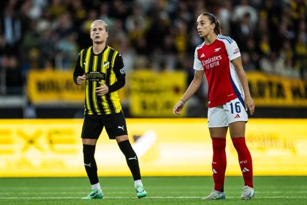 240918 Filippa Curmark of Häcken and Rosa Kafaji of Arsenal during the UEFA Women s Champions League qualifying match between Häcken and Arsenal on September 18, 2024 in Gothenburg. Photo: Mathias Bergeld BILDBYRAN kod MB MB0965 fotboll football soccer fotball champions league häcken arsenal dam bbeng kval kvalifisering qualification women kvinner bbauto Copyright: MATHIASxBERGELD BB240918MB018