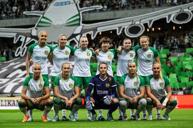 240918 The starting eleven of Hammarby ahead of the UEFA Women s Champions League qualifying football match between Hammarby and Benfica on September 18, 2024 in Stockholm. Photo: Simon Hastegard BILDBYRAN kod SH SH0522 fotboll football soccer fotball champions league hammarby benfica dam bbeng bbauto Copyright: SIMONxHASTEGARD BB240918SH005