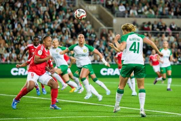 240918 Julie Blakstad of Hammarby during the UEFA Women s Champions League qualifying football match between Hammarby and Benfica on September 18, 2024 in Stockholm. Photo: Simon Hastegard BILDBYRAN kod SH SH0522 fotboll football soccer fotball champions league hammarby benfica dam bbeng bbauto Copyright: SIMONxHASTEGARD BB240918SH006