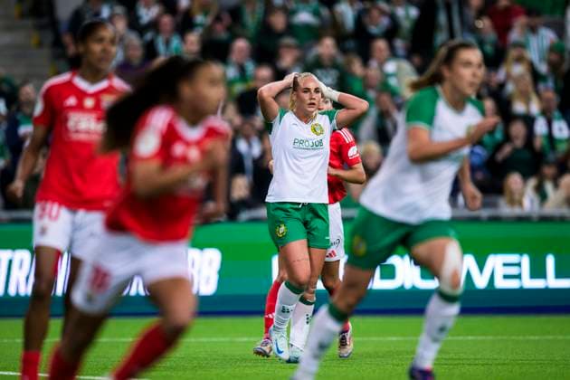 240918 Cathinka Tandberg of Hammarby looks dejected during the UEFA Women s Champions League qualifying football match between Hammarby and Benfica on September 18, 2024 in Stockholm. Photo: Simon Hastegard BILDBYRAN kod SH SH0522 fotboll football soccer fotball champions league hammarby benfica dam bbeng bbauto depp Copyright: SIMONxHASTEGARD BB240918SH024