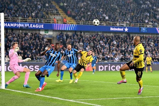 BRUGGE - Donyell Malen of Borussia Dortmund during the UEFA Champions League match between Club Brugge and Borussia Dortmund at the Jan Breydel Stadium on Sept. 18, 2024 in Bruges, Belgi . ANP Hollandse Hoogte UEFA Europa Champions League 2024 25 xVIxANPxSportx xGerritxvanxKeulenxIVx 508790665 originalFilename: 508790665.jpg