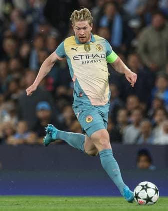 UEFA Champions League league stage Manchester City v Inter Milan Kevin De Bruyne of Manchester City breaks with the ball during the UEFA Champions League league stage match Manchester City vs Inter Milan at Etihad Stadium, Manchester, United Kingdom, 18th September 2024 (Photo by Mark Cosgrove News Images) Manchester Etihad Stadium Manchester United, ManU Kingdom Copyright: xMarkxCosgrove NewsxImagesx