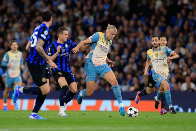 Manchester City v Inter Milan Champions League 18 09 2024. Erling Haaland (9) of Manchester City runs with the ball during the Champions League match between Manchester City and Inter Milan at the Etihad Stadium, Manchester, England on 18 September 2024. Manchester Etihad Stadium Manchester England Editorial use only , Copyright: xConorxMolloyx PSI-20434-0024