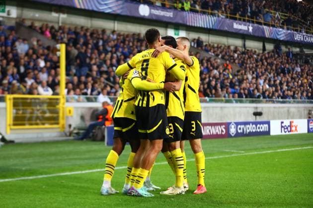 Dortmund feiern das Tor zum 0:2 durch Jamie Bynoe-Gittens 43 (Borussia Dortmund) Club Brugge vs. Borussia Dortmund, UEFA Champions League, Fussball, 1. Spieltag, Saison 2024 2025, 18.09.2024 FOTO: kolbert-press Ant Palmer Jan Breydel Stadion Belgien