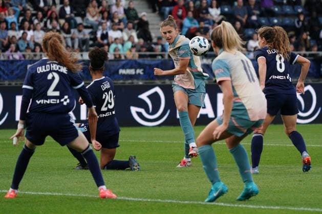 Vivianne Miedema of Man City sees her shot charged down Paris FC Women v Manchester City Women, UEFA Women s Champions League, Second Round, Football, Stade Charlety , Paris, France, 18 Sep 2024 EDITORIAL USE ONLY No use with unauthorised audio, video, data, fixture lists, club league logos or live services. Online in-match use limited to 120 images, no video emulation. No use in betting, games or single club league player publications. Copyright: xDavexWinter Shutterstockx 14722161ii