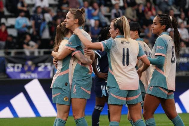 Vivianne Miedema of Man City is congratulated after putting her side 1-0 ahead Paris FC Women v Manchester City Women, UEFA Women s Champions League, Second Round, Football, Stade Charlety , Paris, France, 18 Sep 2024 EDITORIAL USE ONLY No use with unauthorised audio, video, data, fixture lists, club league logos or live services. Online in-match use limited to 120 images, no video emulation. No use in betting, games or single club league player publications. Copyright: xDavexWinter Shutterstockx 14722161iq