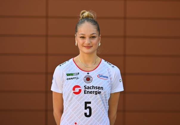 Lotte Goertz, Kopf, Kopffoto, Porträt, Portrait, Porträtfoto, Media-Day in der Handwerkskammer Dresden, Media Day, Fototermin, Fotoshooting, Dresdner SC, Volleyball, 1. Bundesliga Frauen, 1. Liga, DSC, Saison 2024 2025, 18.09.2024,